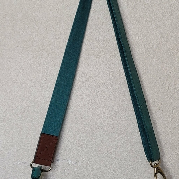 Fossil Morgan Large Zip Top Crossbody/Messenger Bag Maroon Leather - Picture 8 of 10